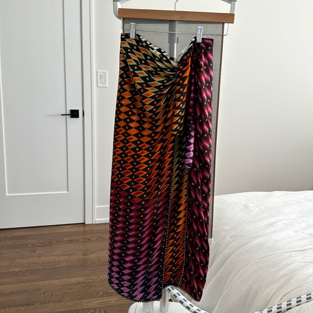 Zara Pattern Midi Skirt